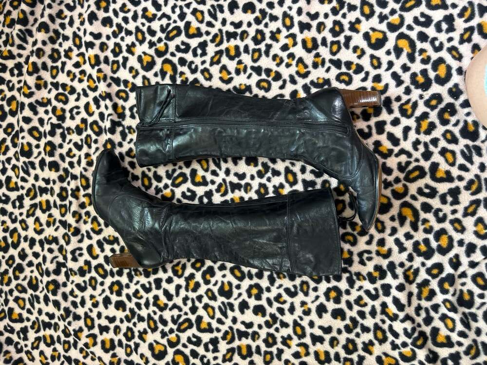 Melody Vintage Black Leather Knee High Boots Wood Block Heel Size 9M